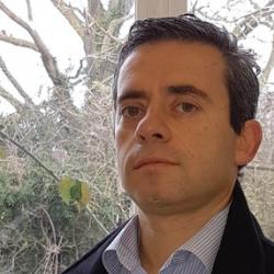 Dr Nuno  Faria