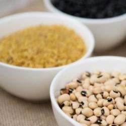 Assorted pulses in bowls Image: Yilmazfatih from Pixabay