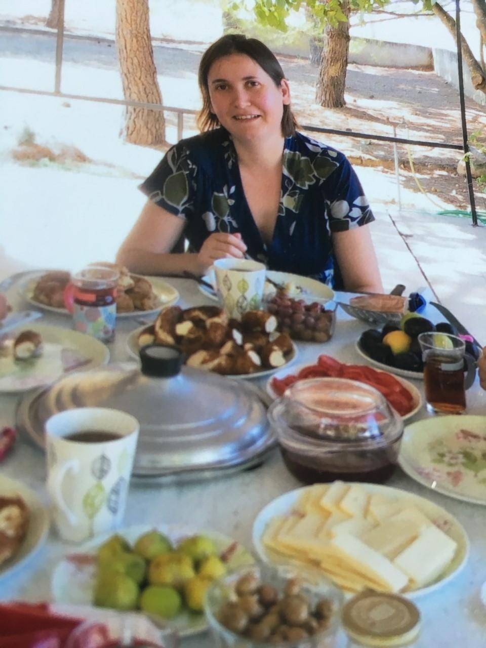Prof Yasemin Kor at breakfast
