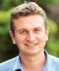 Dr Ian  Henderson